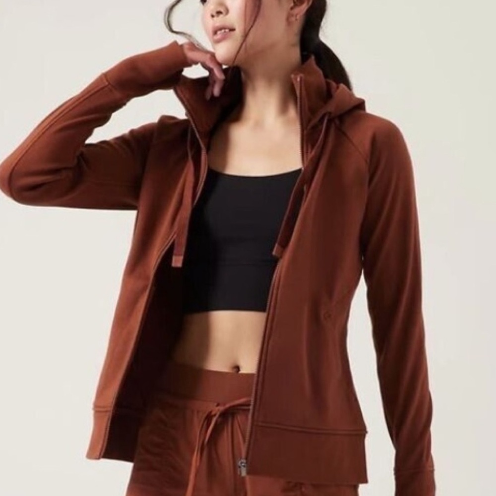 ATHLETA TRIUMPH HOODIE LIKE NEW